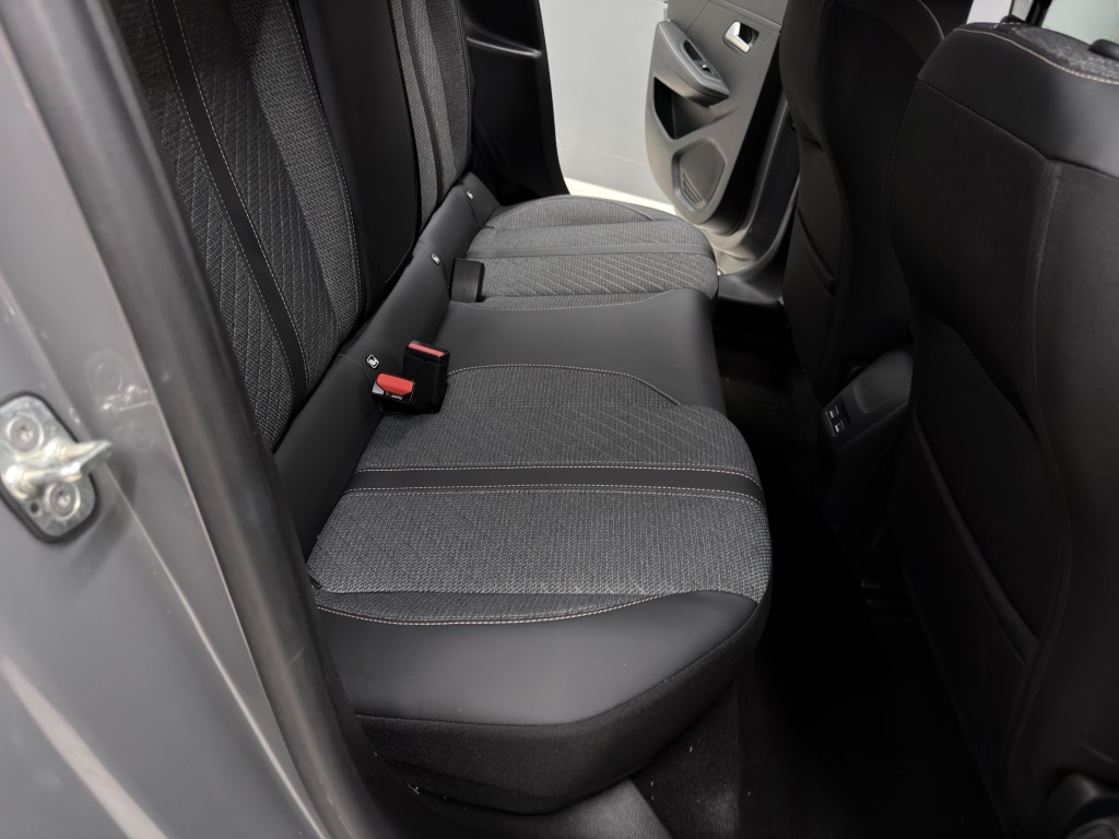 PEUGEOT 208 1200 HYBRID 110 CV ALLURE